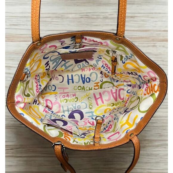 Y2K Coach F13552 Hamptons Twill Stripe Tote Bag & Graffiti Script Large Wristlet - Picture 6 of 16